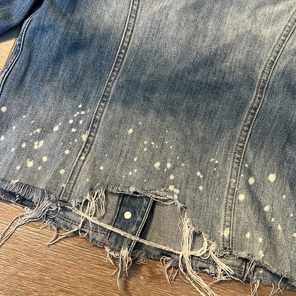 Distressed Denim Jacket - Picture 3 of 7
